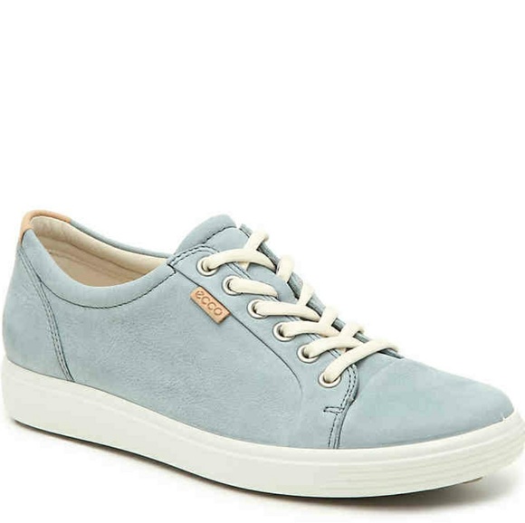 ecco extra wide